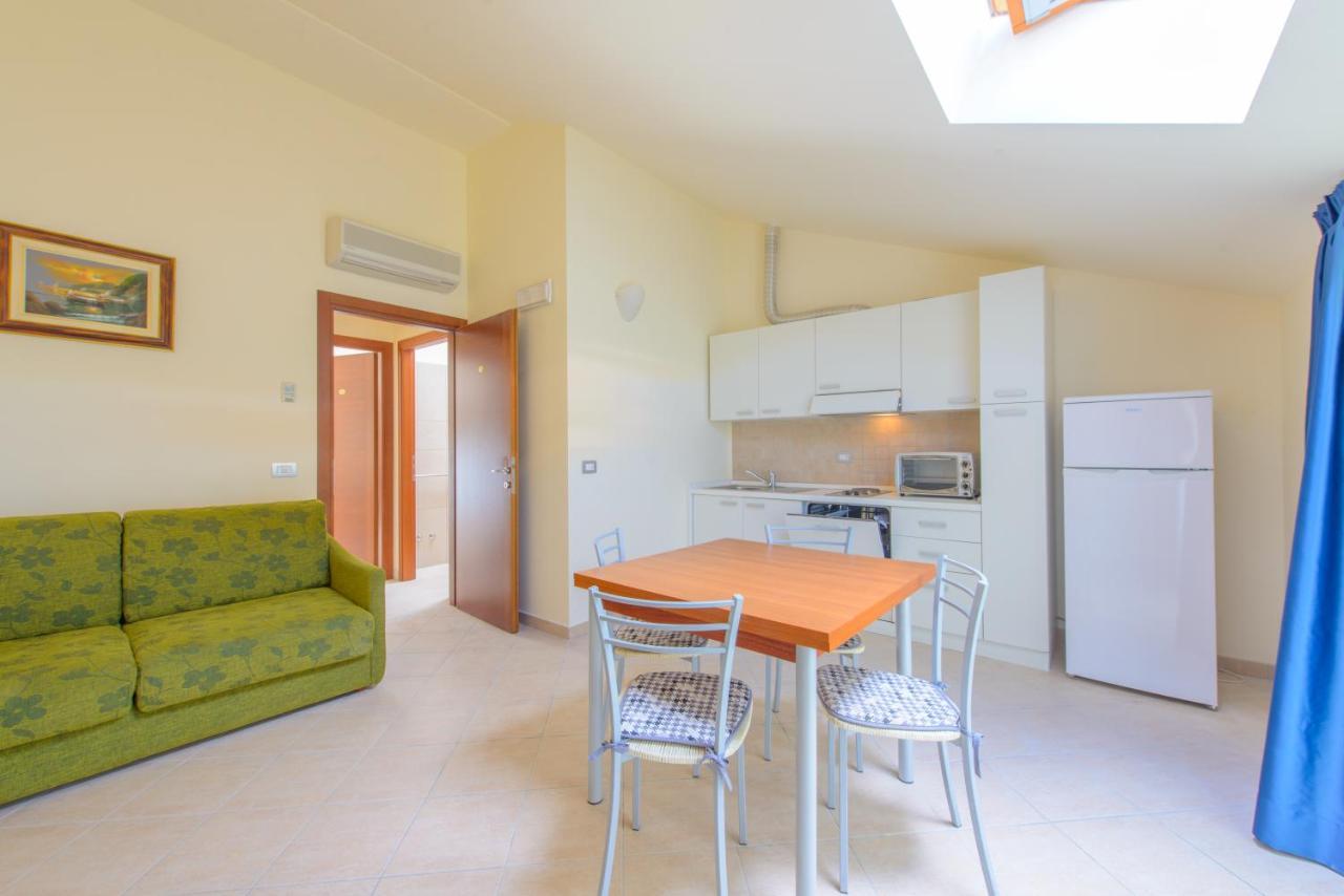 Residence Ducale Римини Екстериор снимка