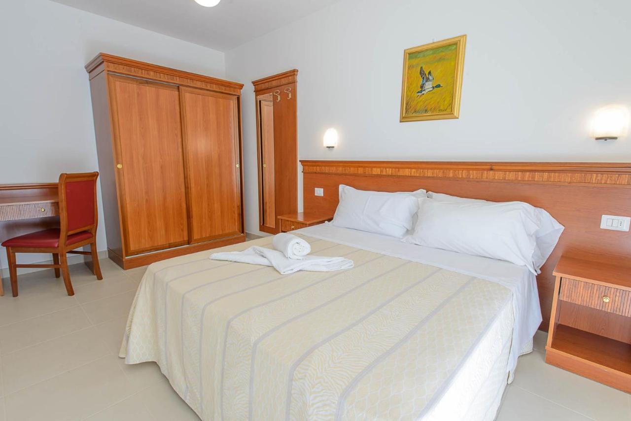 Residence Ducale Римини Екстериор снимка